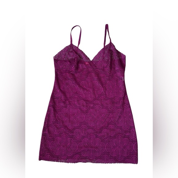 Josie Natori like new Elegant Lace Chemise in rich purple/pink size large - Picture 6 of 11